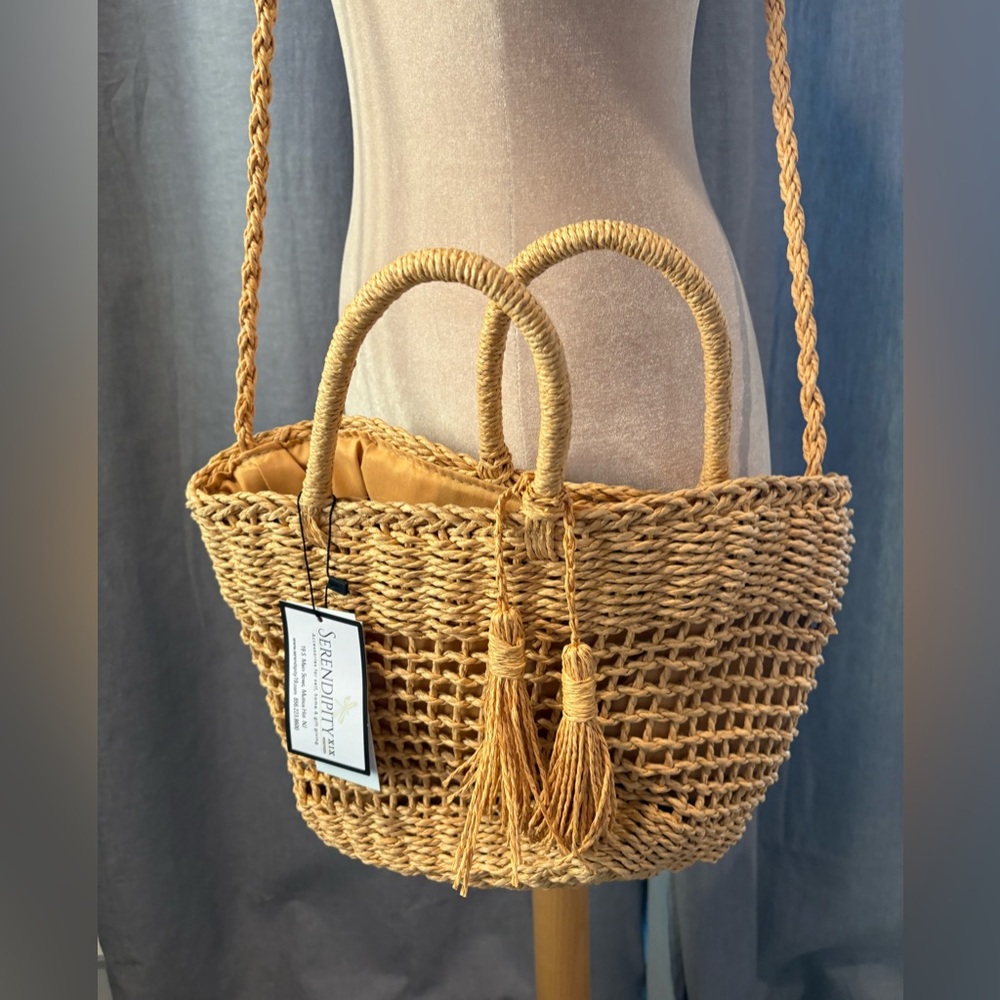 NWT Serendipity Straw  Woven  Tote Bag